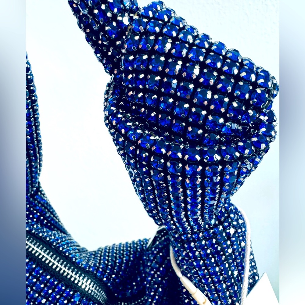 MADISON WEST KNOTTED AURORA BORAELIS BLUE RHINESTON PURSE NEW! Retail $250